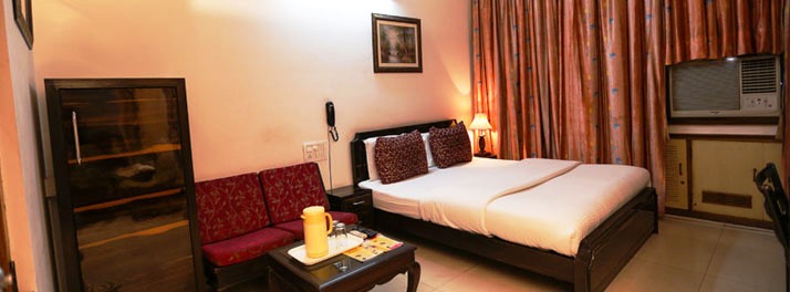 1707/Hotel White Palace - Chandigarh 04.jpg